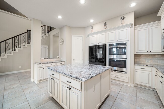 Foto del edificio - 2714 Ember Pass Ln