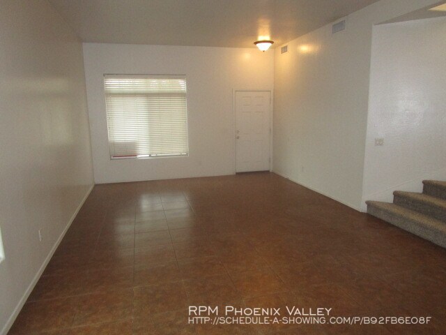 Foto del edificio - 5325 W La Salle St