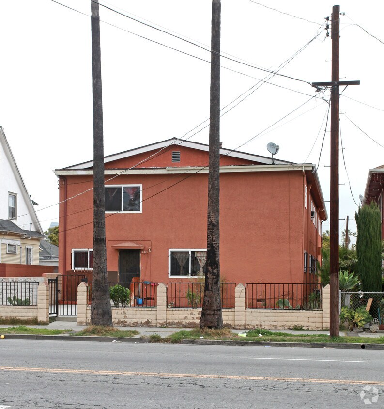 Building Photo - 611 Adams Blvd