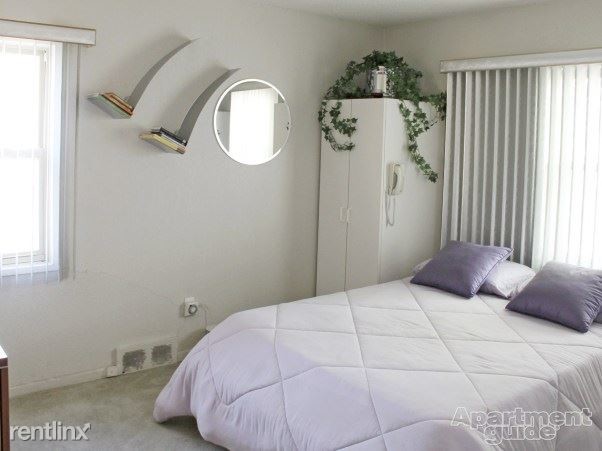 Foto del edificio - 2 br, 1 bath  - 9589 Faust Ave 9589 Faust