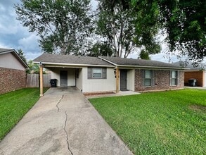 Building Photo - 4809 Jeb Stuart Pl