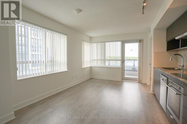 Building Photo - 7-607 Mabelle Ave