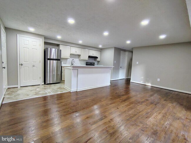 Foto del edificio - 12407 Hickory Tree Way