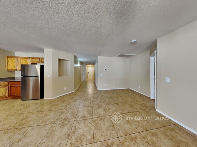 Building Photo - 5946 N 74th Dr