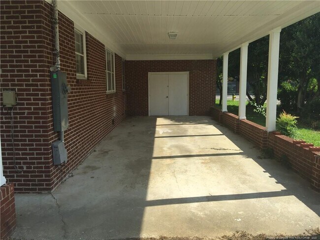 Building Photo - 2001 Morganton Rd