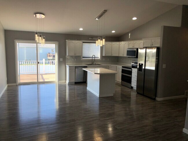 Foto del edificio - 1585 43rd Ave S