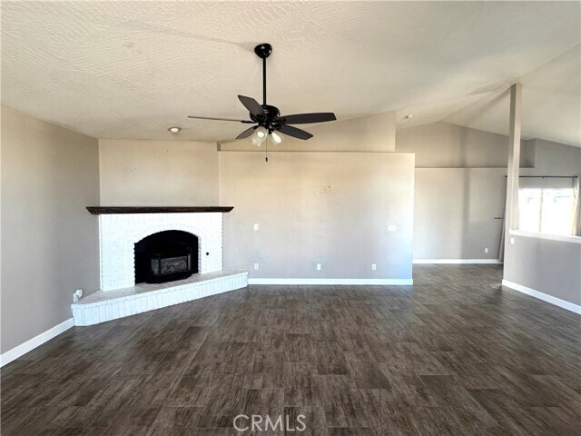 Foto del edificio - 12900 Briarcliff Dr