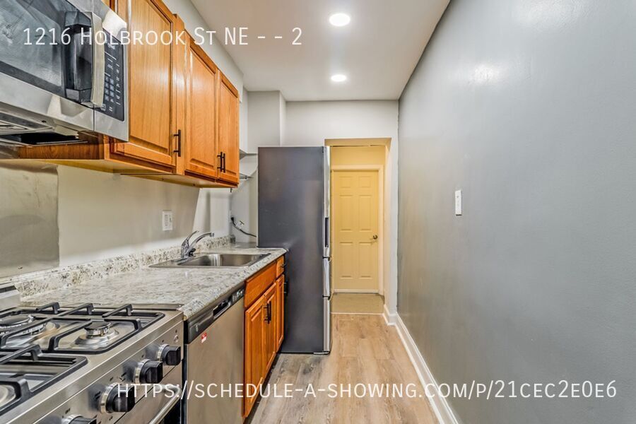 Foto principal - Renovated Apartment steps away from H St