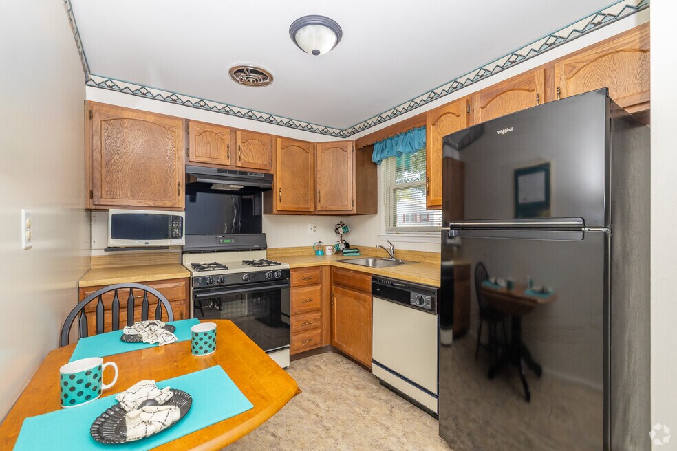 Montclair Duplex Apartments