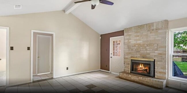Building Photo - 7851 Battlepine Dr