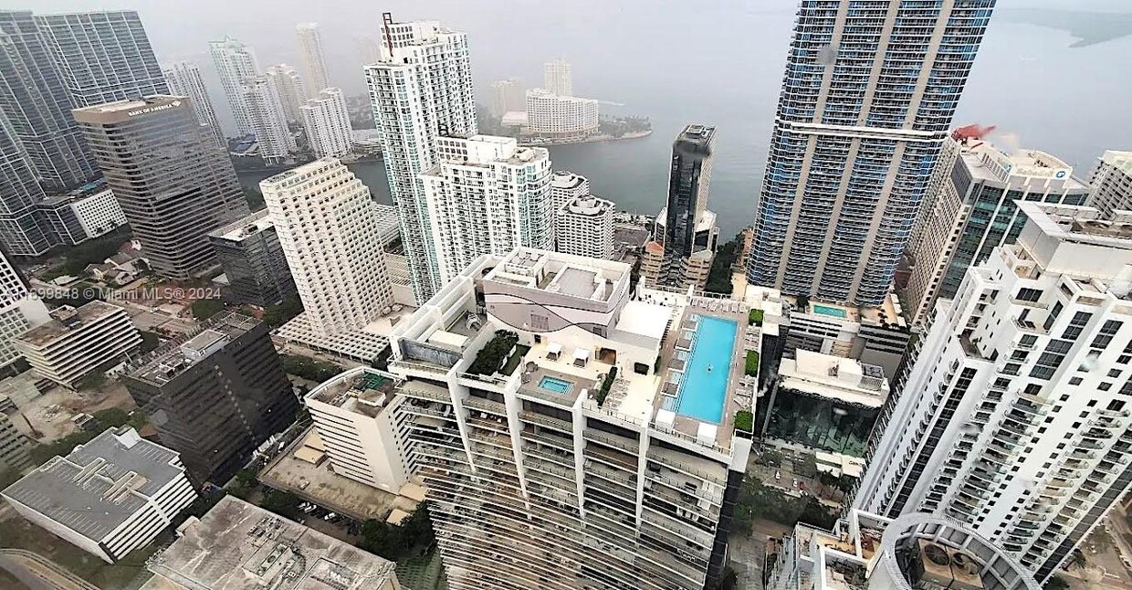 Foto principal - 1010 Brickell Ave