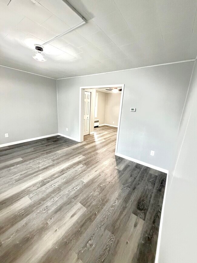 Foto del edificio - 526 Selfridge St