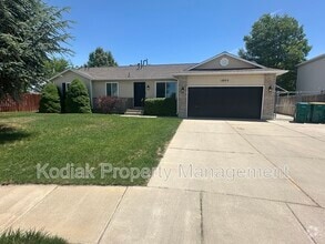 Building Photo - 1802 S 200 W