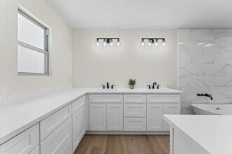 Building Photo - 2914 Riata Ln