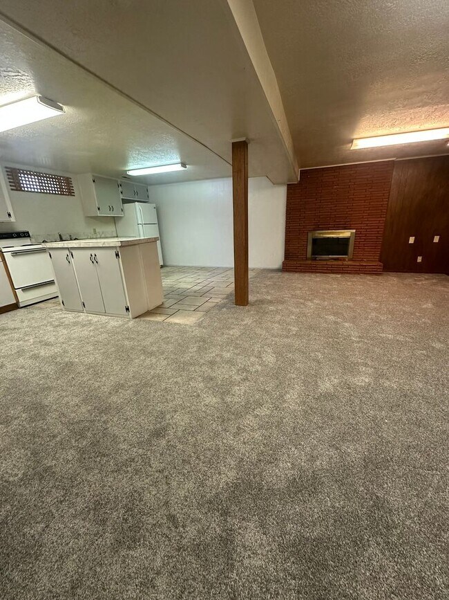 Foto del edificio - 3429 Quincy Ave