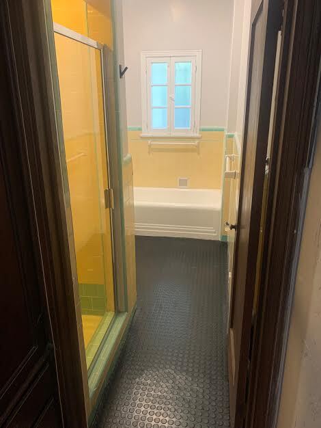 Shower - 120 N Sweetzer Ave