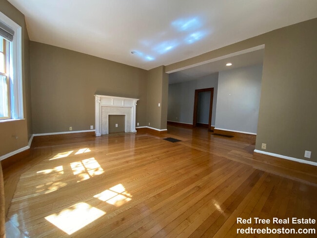 Building Photo - 26 Kilsyth Rd