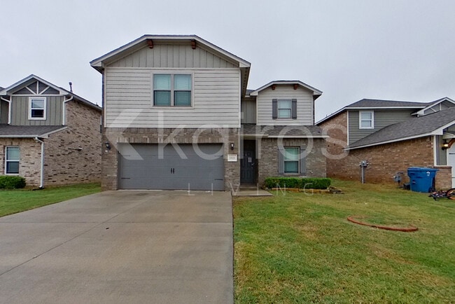 Building Photo - 1020 NW 4th St