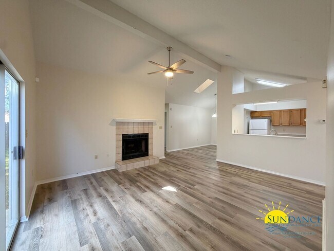 Foto del edificio - Nice 3 Bedroom Home Close to Eglin and Hurlburt Field AFB!