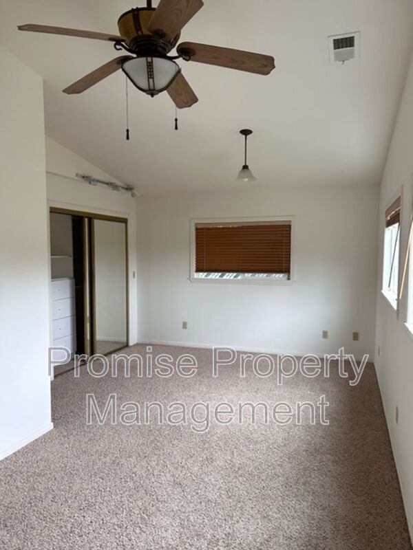 Foto del edificio - 13543 Mountainside Dr