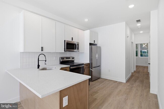 Building Photo - 2554 N 12th St