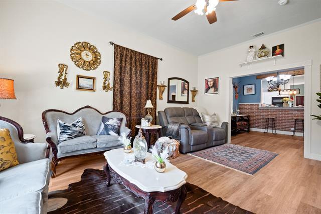 Building Photo - 809 SW 5th Ave