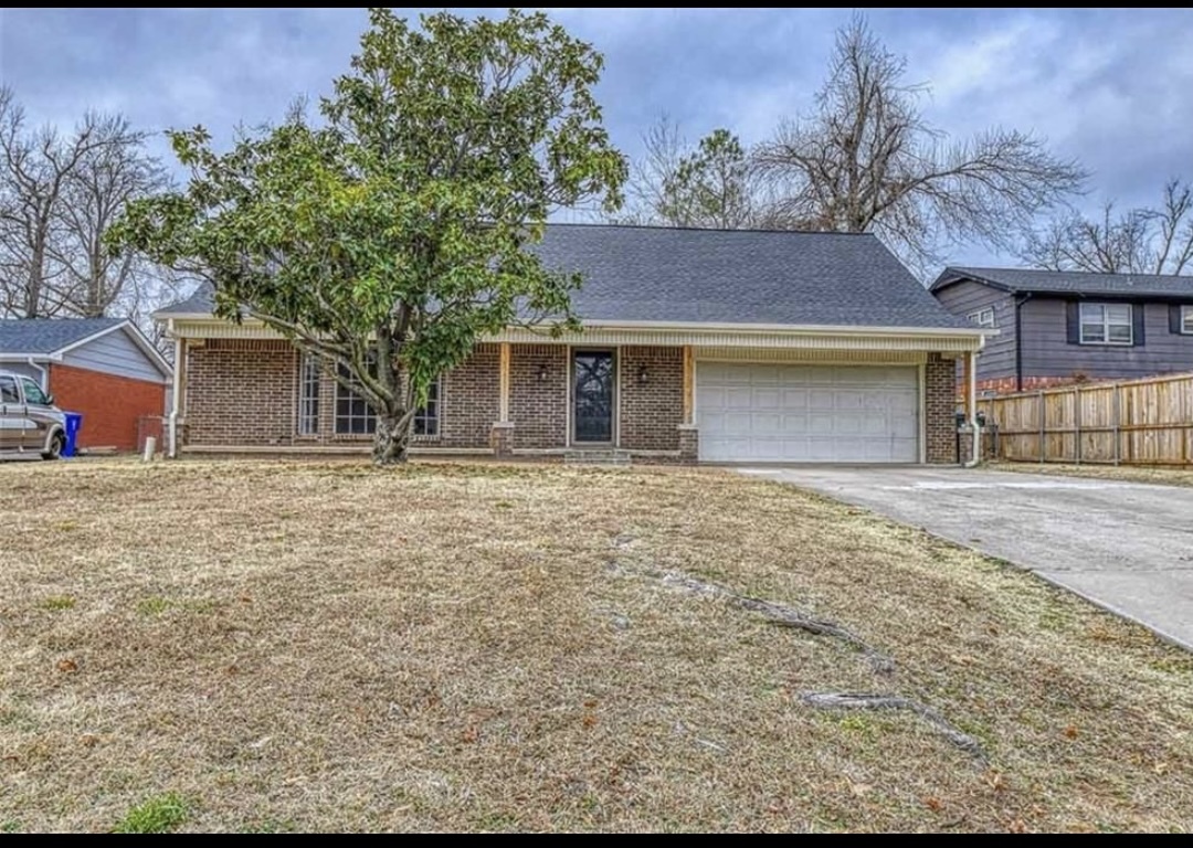 Curb Appeal - 1620 S Berry Rd