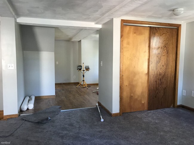 Building Photo - 86 Canal St