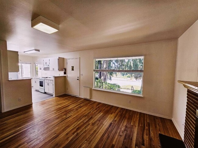Building Photo - 3214 - Surreal Designs, LLC