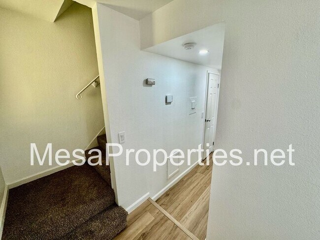 Foto del edificio - 3600 Mountain Ave N