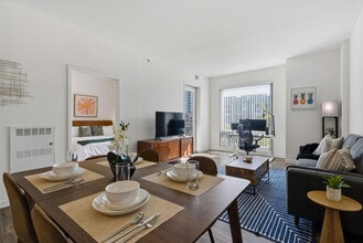 Building Photo - 1201 4th St