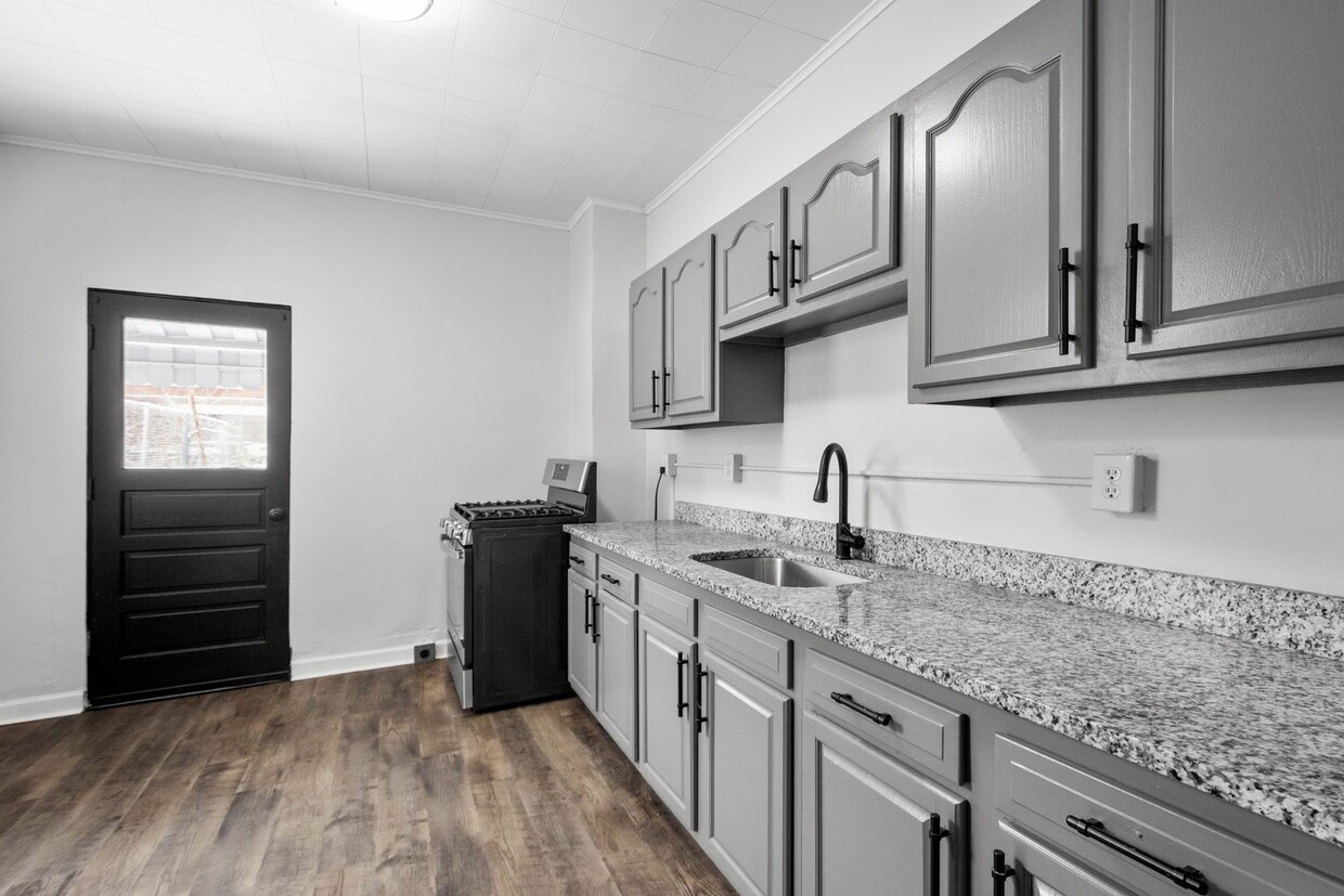 Primary Photo - BEAUTIFULLY RENOVATED 2 BEDROOM GEM!!! OFF...