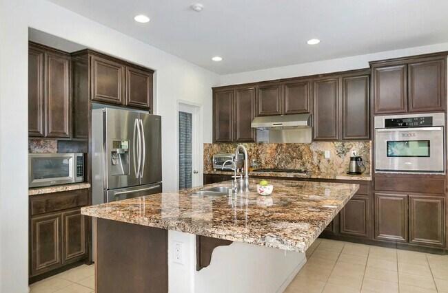 Foto del edificio - 14585 Westfield Ave