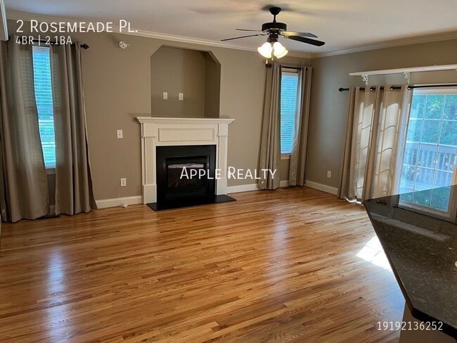 Building Photo - 2 Rosemeade Pl