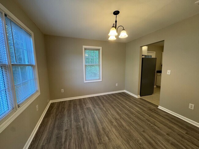 Foto del edificio - 2 Bedroom 1 Bathroom