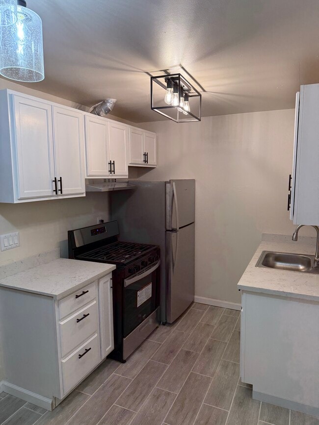 Foto del edificio - 5809 Alameda Ave