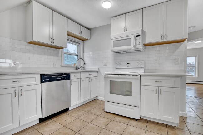 Kitchen - 96 Proctor Ave