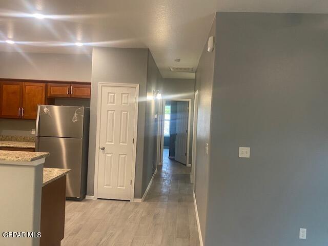 Foto del edificio - 712 HC Gilbert Minjares Dr