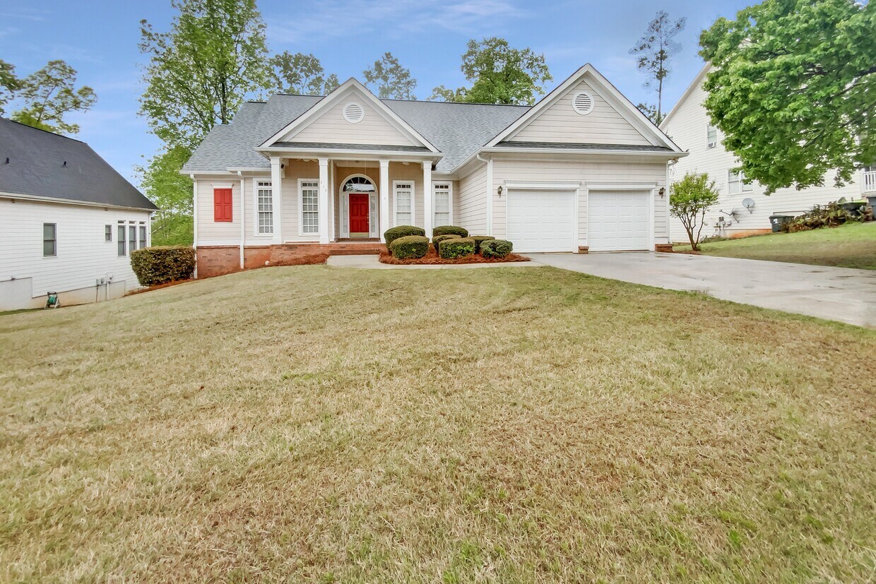 316 Viceroy Curve, Stockbridge, GA 30281 House Rental in Stockbridge