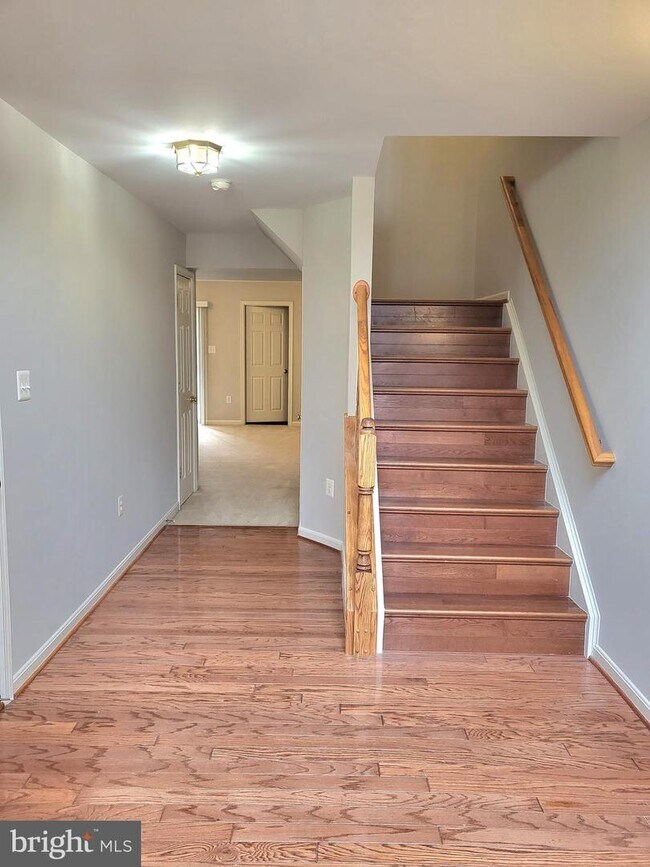 Building Photo - 14237 Hunters Run Way