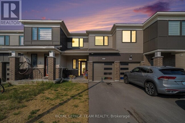 Building Photo - 626 Allied Mews