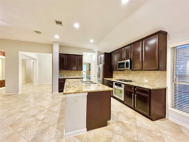 Building Photo - 24502 Forenza Ct