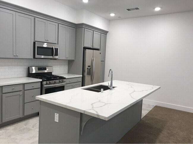 Foto del edificio - Gala Flat at The Cannery in Davis now!