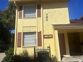 Building Photo - 7502 Bolanos Ct