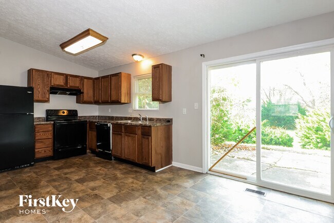 Building Photo - 5606 Winship Dr
