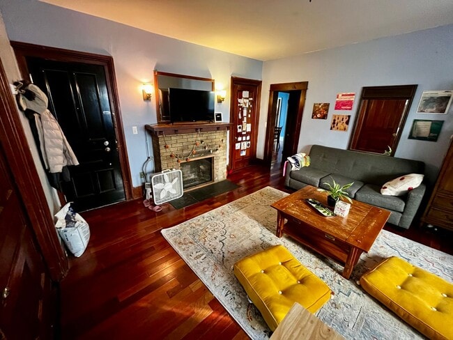 Photo - Varsity Management Apartment