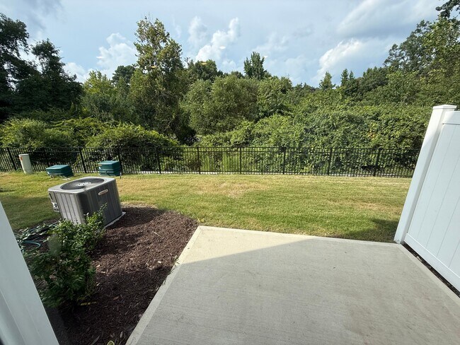 Building Photo - 275 Peebles Dr