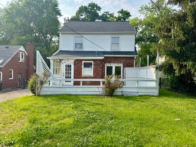 Building Photo - 1208 Audubon Pky