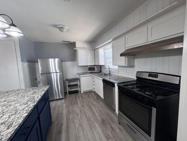 Foto del edificio - 2614 31st St