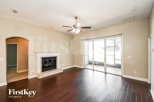 Foto del edificio - 86353 Sand Hickory Trail